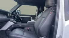 Land Rover Defender 3.0 D250 X-Dynamic SE 90 3dr Auto Diesel Estate